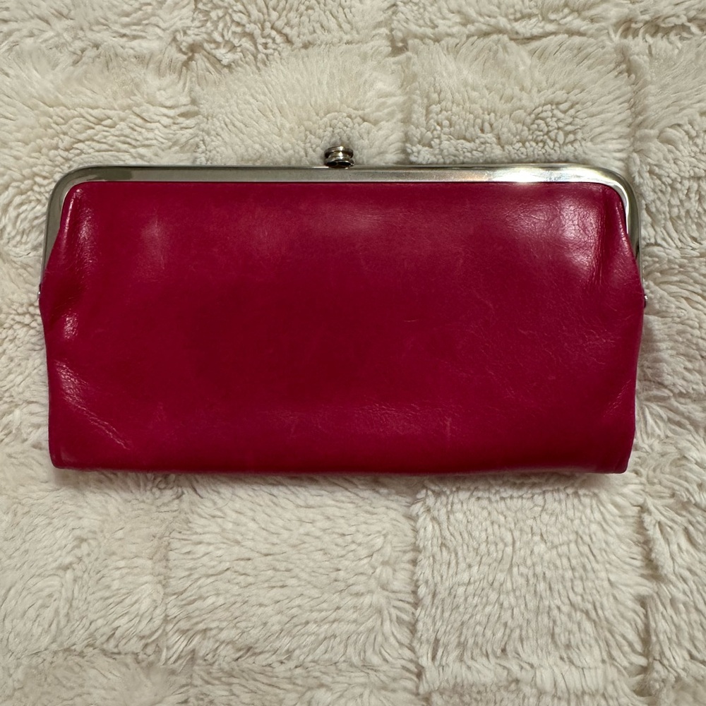 HOBO Lauren Clutch wallet - fuchsia - Like New condition